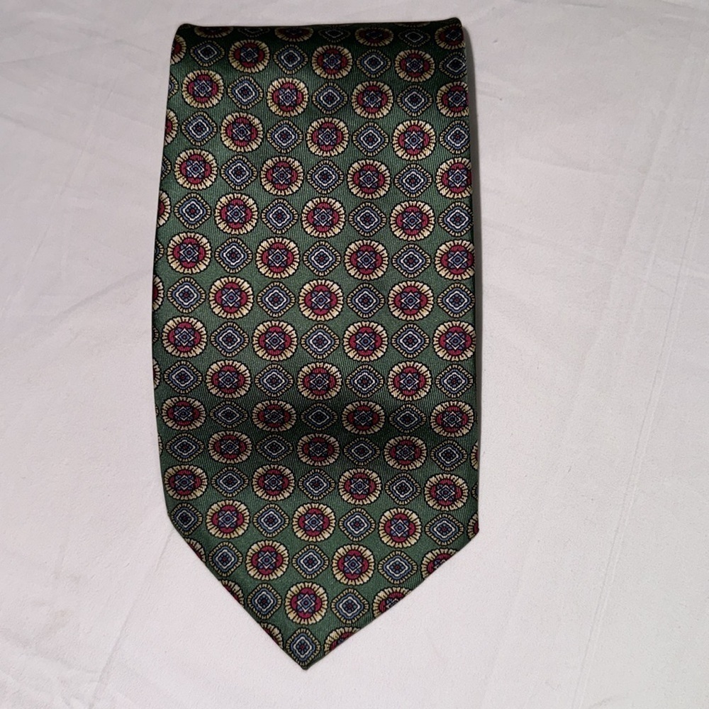 HUGO BOSS MADE IN ITALY MEN'S 100% SILK SKINNY NECKTIE TIE